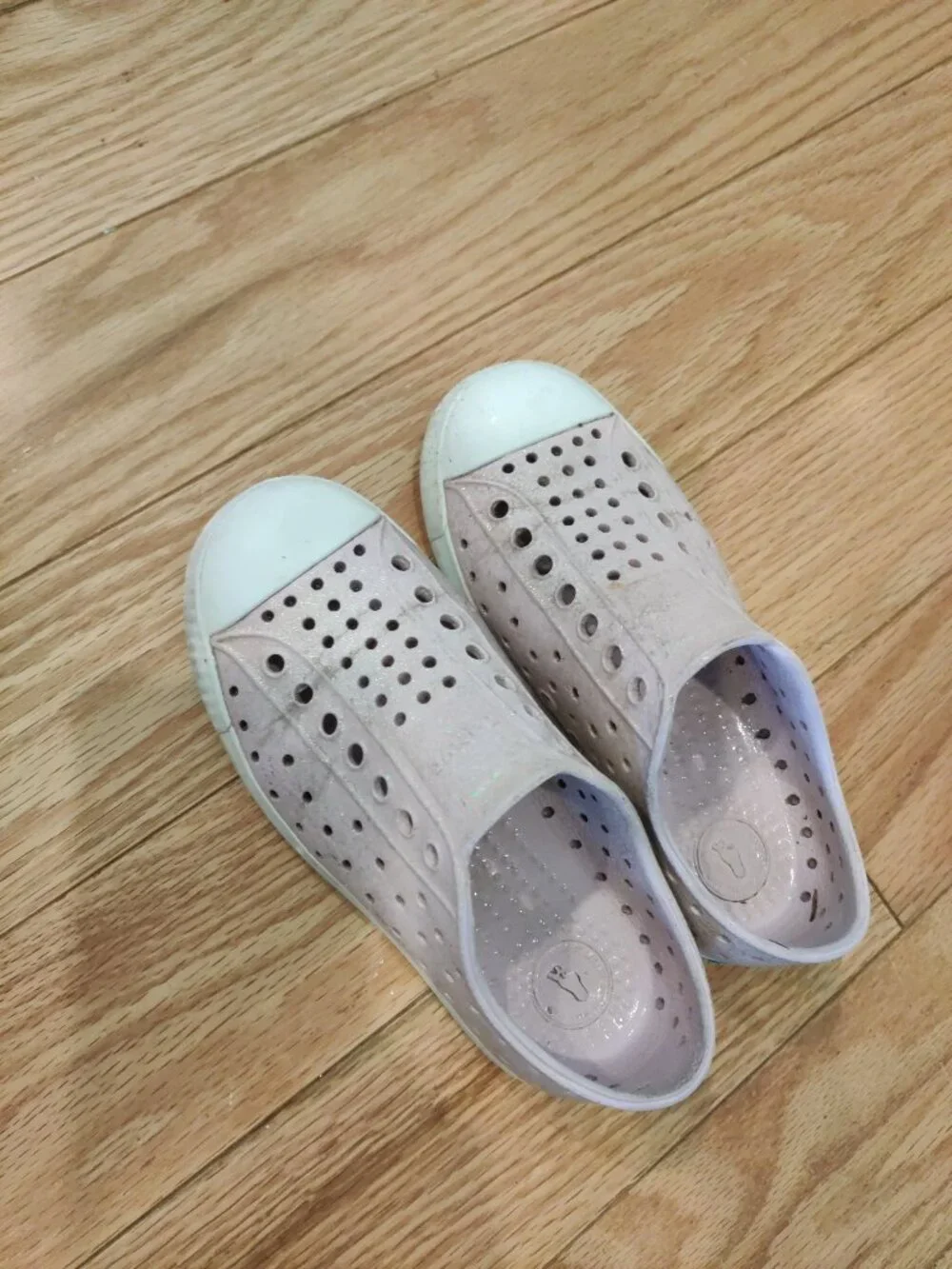 Native pink glitter Jefferson size 11T
